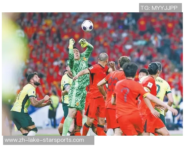 足球守门员明星的传奇之路与他们在赛场上的精彩瞬间回顾